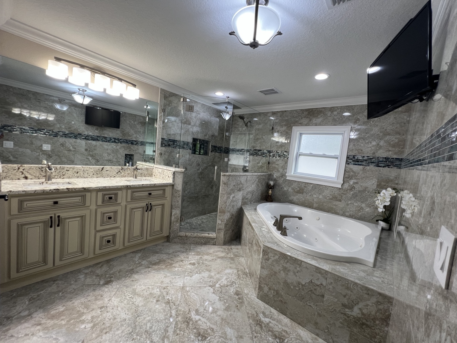 RMJ custom vanity